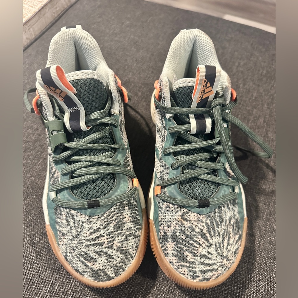 Adidas basketball sneakers, worn twice. Size 4 youth!
